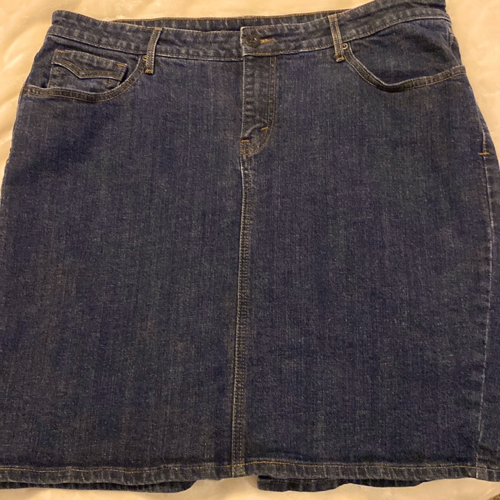 Levi’s Denim Skirt. Size 18
